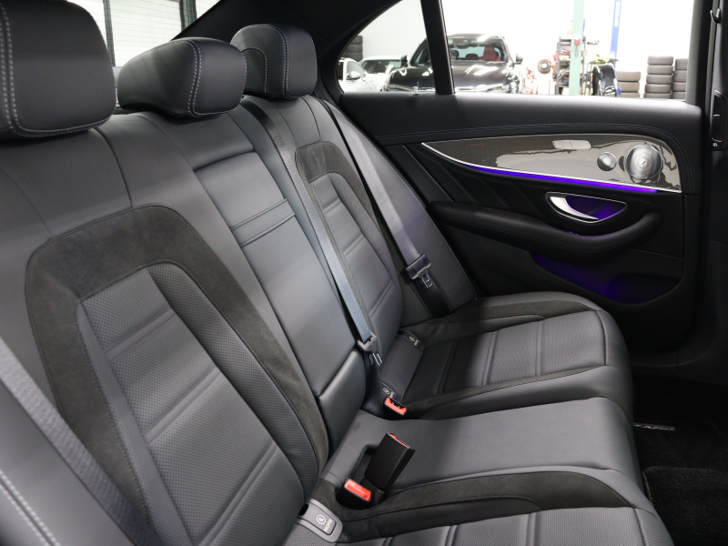 AMG Eクラス E43 4MATIC ｴｸｽｸﾙｰｼﾌﾞ&ﾚｰﾀﾞｰSP　黒革 ﾍﾞﾝﾁﾚｰﾀｰ ﾋｰﾀｰ ﾘﾗｸｾﾞｰｼｮﾝ機能 ﾀﾞｲﾅﾐｯｸｼｰﾄ ﾊﾟﾉﾗﾏSR 純正ﾅﾋﾞTV ﾌﾞﾙﾒｽﾀｰS 360ｶﾒﾗ HUD Carplay AMGｽﾎﾟｰﾂｻｽﾍﾟﾝｼｮﾝ AMGｴｸﾞｿﾞｰｽﾄ AMGｴｱﾛ&20ｲﾝﾁAW 2年保証