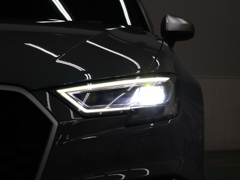 アウディ RS3 ｽﾎﾟｰﾂﾊﾞｯｸ RSﾃﾞｻﾞｲﾝﾊﾟｯｹｰｼﾞ　後期最終ﾓﾃﾞﾙ ﾏｸﾞﾈﾃｨｯｸﾗｲﾄﾞｻｽﾍﾟﾝｼｮﾝ 黒革 MMIﾅﾋﾞ TV Bang&Olufsenｻｳﾝﾄﾞ Carplay ﾏﾄﾘｸｽLEDﾍｯﾄﾞﾗｲﾄ RSｽﾃｱﾘﾝｸﾞ RSｴｱﾛ&19ｲﾝﾁAW　2年保証