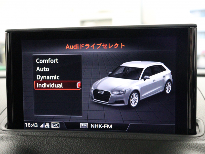 アウディ RS3 ｽﾎﾟｰﾂﾊﾞｯｸ RSﾃﾞｻﾞｲﾝﾊﾟｯｹｰｼﾞ　後期最終ﾓﾃﾞﾙ ﾏｸﾞﾈﾃｨｯｸﾗｲﾄﾞｻｽﾍﾟﾝｼｮﾝ 黒革 MMIﾅﾋﾞ TV Bang&Olufsenｻｳﾝﾄﾞ Carplay ﾏﾄﾘｸｽLEDﾍｯﾄﾞﾗｲﾄ RSｽﾃｱﾘﾝｸﾞ RSｴｱﾛ&19ｲﾝﾁAW　2年保証