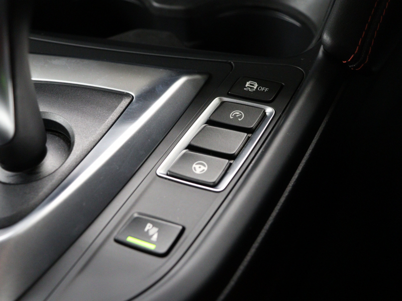 BMW Mシリーズ M4 ｸｰﾍﾟ MDCT　ｺﾝﾌｫｰﾄA ｲﾝﾃﾘｼﾞｪﾝﾄS 赤革 ﾅﾋﾞTV Bluetoothｵｰﾃﾞｨｵ ﾊﾞｯｸｶﾒﾗ ﾍｯﾄﾞｱｯﾌﾟﾃﾞｨｽﾌﾟﾚｲ LEDﾍｯﾄﾞﾗｲﾄ ｶｰﾎﾞﾝﾙｰﾌ ｶｰﾎﾞﾝｲﾝﾃﾘｱ Mｽﾎﾟｰﾂｽﾃｱﾘﾝｸﾞ Mﾌﾞﾙｰｷｬﾘﾊﾟｰ Mｴｱﾛ&19AW(ｽﾀｲﾘﾝｸﾞ437M)　2年保証付