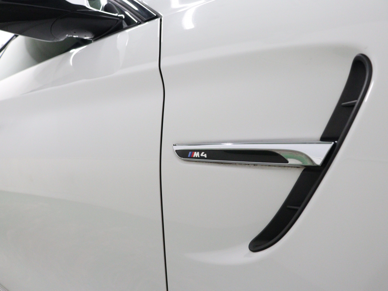 BMW Mシリーズ M4 ｸｰﾍﾟ MDCT　ｺﾝﾌｫｰﾄA ｲﾝﾃﾘｼﾞｪﾝﾄS 赤革 ﾅﾋﾞTV Bluetoothｵｰﾃﾞｨｵ ﾊﾞｯｸｶﾒﾗ ﾍｯﾄﾞｱｯﾌﾟﾃﾞｨｽﾌﾟﾚｲ LEDﾍｯﾄﾞﾗｲﾄ ｶｰﾎﾞﾝﾙｰﾌ ｶｰﾎﾞﾝｲﾝﾃﾘｱ Mｽﾎﾟｰﾂｽﾃｱﾘﾝｸﾞ Mﾌﾞﾙｰｷｬﾘﾊﾟｰ Mｴｱﾛ&19AW(ｽﾀｲﾘﾝｸﾞ437M)　2年保証付