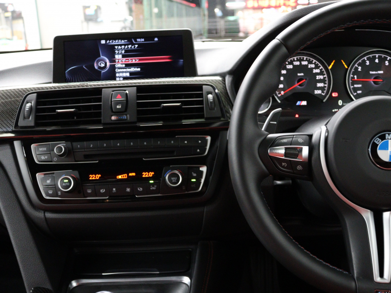 BMW Mシリーズ M4 ｸｰﾍﾟ MDCT　ｺﾝﾌｫｰﾄA ｲﾝﾃﾘｼﾞｪﾝﾄS 赤革 ﾅﾋﾞTV Bluetoothｵｰﾃﾞｨｵ ﾊﾞｯｸｶﾒﾗ ﾍｯﾄﾞｱｯﾌﾟﾃﾞｨｽﾌﾟﾚｲ LEDﾍｯﾄﾞﾗｲﾄ ｶｰﾎﾞﾝﾙｰﾌ ｶｰﾎﾞﾝｲﾝﾃﾘｱ Mｽﾎﾟｰﾂｽﾃｱﾘﾝｸﾞ Mﾌﾞﾙｰｷｬﾘﾊﾟｰ Mｴｱﾛ&19AW(ｽﾀｲﾘﾝｸﾞ437M)　2年保証付