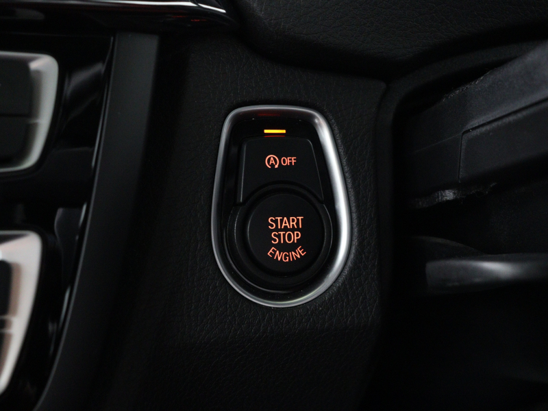 BMW Mシリーズ M4 ｸｰﾍﾟ MDCT　ｺﾝﾌｫｰﾄA ｲﾝﾃﾘｼﾞｪﾝﾄS 赤革 ﾅﾋﾞTV Bluetoothｵｰﾃﾞｨｵ ﾊﾞｯｸｶﾒﾗ ﾍｯﾄﾞｱｯﾌﾟﾃﾞｨｽﾌﾟﾚｲ LEDﾍｯﾄﾞﾗｲﾄ ｶｰﾎﾞﾝﾙｰﾌ ｶｰﾎﾞﾝｲﾝﾃﾘｱ Mｽﾎﾟｰﾂｽﾃｱﾘﾝｸﾞ Mﾌﾞﾙｰｷｬﾘﾊﾟｰ Mｴｱﾛ&19AW(ｽﾀｲﾘﾝｸﾞ437M)　2年保証付