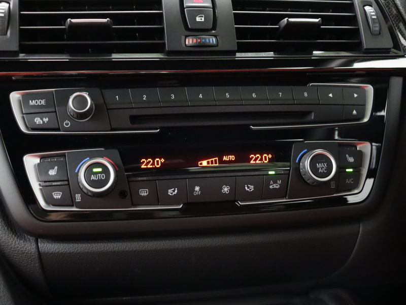 BMW Mシリーズ M4 ｸｰﾍﾟ MDCT　ｺﾝﾌｫｰﾄA ｲﾝﾃﾘｼﾞｪﾝﾄS 赤革 ﾅﾋﾞTV Bluetoothｵｰﾃﾞｨｵ ﾊﾞｯｸｶﾒﾗ ﾍｯﾄﾞｱｯﾌﾟﾃﾞｨｽﾌﾟﾚｲ LEDﾍｯﾄﾞﾗｲﾄ ｶｰﾎﾞﾝﾙｰﾌ ｶｰﾎﾞﾝｲﾝﾃﾘｱ Mｽﾎﾟｰﾂｽﾃｱﾘﾝｸﾞ Mﾌﾞﾙｰｷｬﾘﾊﾟｰ Mｴｱﾛ&19AW(ｽﾀｲﾘﾝｸﾞ437M)　2年保証付