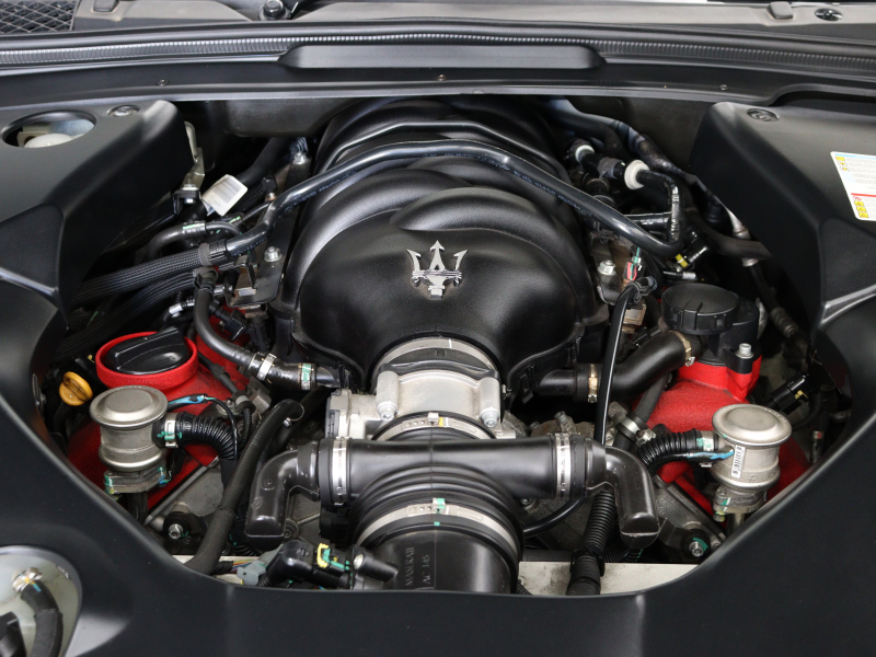 マセラティ グランツーリズモ ｽﾎﾟｰﾂ MCｵｰﾄｼﾌﾄ　ﾍﾞｰｼﾞｭ革 ﾋｰﾀｰ 純正SDﾅﾋﾞ TV ﾊﾞｯｸｶﾒﾗ Blouetoothｵｰﾃﾞｨｵ HIDﾍｯﾄﾞﾗｲﾄ ﾈｲﾋﾞｰｲﾝﾃﾘｱﾄﾘﾑ ﾌﾞﾙｰｷｬrﾊﾟｰ 純正MC20ｲﾝﾁAW　2年保証