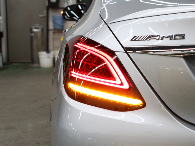 AMG Cクラス C43 4MATIC ｴｸｽｸﾙｰｼﾌﾞ&ﾚｰﾀﾞｰSP　後期 黒革 ﾊﾟﾉﾗﾏSR MBUXﾅﾋﾞTV ﾌﾞﾙﾒｽﾀｰS Bｶﾒﾗ ﾍｯﾄﾞｱｯﾌﾟD ACC 自動Rｹﾞｰﾄ AMGｴｸﾞｿﾞｰｽﾄｼｽﾃﾑ AMGｷｬﾘﾊﾟｰ AMGｴｱﾛ&19ｲﾝﾁAW　2年保証