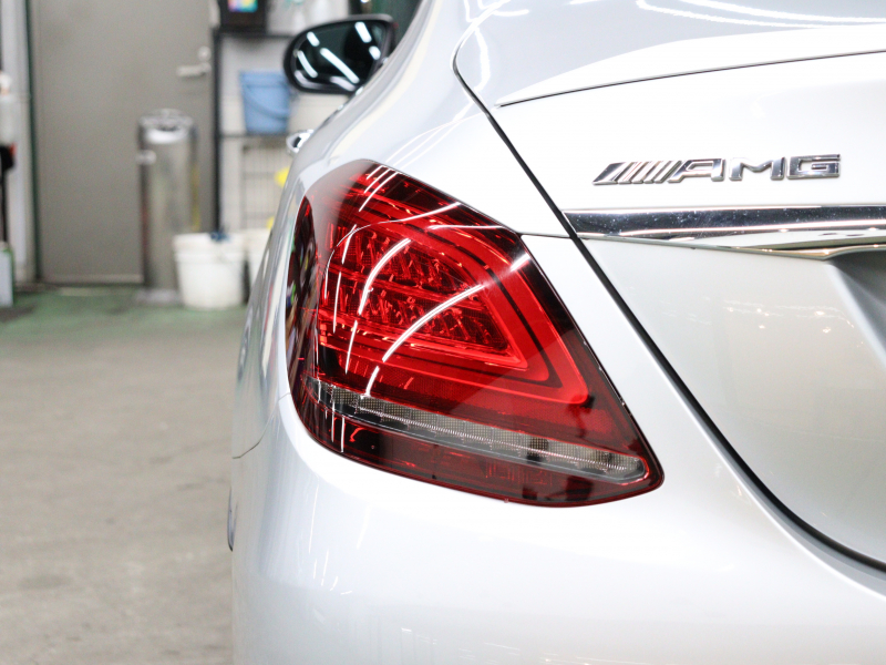 AMG Cクラス C43 4MATIC ｴｸｽｸﾙｰｼﾌﾞ&ﾚｰﾀﾞｰSP　後期 黒革 ﾊﾟﾉﾗﾏSR MBUXﾅﾋﾞTV ﾌﾞﾙﾒｽﾀｰS Bｶﾒﾗ ﾍｯﾄﾞｱｯﾌﾟD ACC 自動Rｹﾞｰﾄ AMGｴｸﾞｿﾞｰｽﾄｼｽﾃﾑ AMGｷｬﾘﾊﾟｰ AMGｴｱﾛ&19ｲﾝﾁAW　2年保証