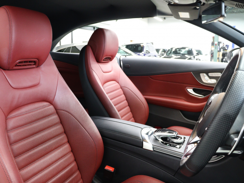 AMG Cクラス C43 4MATIC ｶﾌﾞﾘｵﾚ ﾚｰﾀﾞｰｾｰﾌﾃｲPKG　後期ﾓﾃﾞﾙ ｸﾗﾝﾍﾞﾘｰﾚｻﾞｰ ｴｱｽｶｰﾌ 紺幌 MBUXﾅﾋﾞTV ﾌﾞﾙﾒｽﾀｰｻｳﾝﾄﾞ ﾍｯﾄﾞｱｯﾌﾟﾃﾞｨｽﾌﾟﾚｲ ﾏﾙﾁﾋﾞｰﾑLED AMGｴｷｿﾞｰｽﾄｼｽﾃﾑ AMGｴｱﾛ&19ｲﾝﾁAW　2年保証