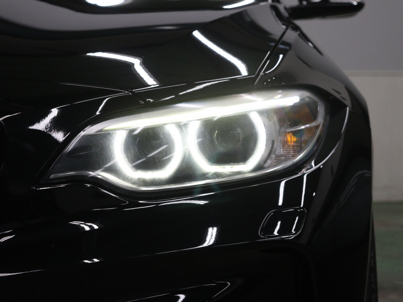 BMW Mシリーズ M2 ﾍﾞｰｽｸﾞﾚｰﾄﾞ　ｺﾝﾌｫｰﾄA ｲﾝﾃﾘｼﾞｪﾝﾄS 黒革 純正idriveﾅﾋﾞ ﾊﾞｯｸｶﾒﾗ ｶｰﾎﾞﾝｲﾝﾃﾘｱ ﾃﾞｭｱﾙｴｷｿﾞｰｽﾄﾃｰﾙﾊﾟｲﾌﾟ Mｽﾎﾟｰﾂｽﾃｱﾘﾝｸﾞ Mﾌﾞﾚｰｷｷｬﾘﾊﾟｰ Mｴｱﾛ&19ｲﾝﾁAW(ｽﾀｲﾘﾝｸﾞ437M)　2年保証付