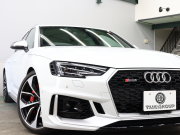 アウディ RS4アバント 2.9 ｸﾜﾄﾛ RSﾃﾞｻﾞｲﾝPKG ACC ADVｷｰ ｻｲﾄﾞA 黒革 MMIﾅﾋﾞ Apple CarPlay B&Oｻｳﾝﾄﾞ ﾊﾞｰﾁｬﾙｺｯｸﾋﾟｯﾄ ﾏﾄﾘｸｯｽLEDﾗｲﾄ 360°ｶﾒﾗ ｵｰﾄﾃｰﾙｹﾞｰﾄ ﾚｯﾄﾞｷｬﾘﾊﾟｰ RSｽﾎﾟｰﾂｴｷｿﾞｰｽﾄ 　2年保証