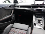 アウディ RS4アバント 2.9 ｸﾜﾄﾛ RSﾃﾞｻﾞｲﾝPKG ACC ADVｷｰ ｻｲﾄﾞA 黒革 MMIﾅﾋﾞ Apple CarPlay B&Oｻｳﾝﾄﾞ ﾊﾞｰﾁｬﾙｺｯｸﾋﾟｯﾄ ﾏﾄﾘｸｯｽLEDﾗｲﾄ 360°ｶﾒﾗ ｵｰﾄﾃｰﾙｹﾞｰﾄ ﾚｯﾄﾞｷｬﾘﾊﾟｰ RSｽﾎﾟｰﾂｴｷｿﾞｰｽﾄ 　2年保証