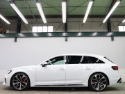 アウディ RS4アバント 2.9 ｸﾜﾄﾛ RSﾃﾞｻﾞｲﾝPKG ACC ADVｷｰ ｻｲﾄﾞA 黒革 MMIﾅﾋﾞ Apple CarPlay B&Oｻｳﾝﾄﾞ ﾊﾞｰﾁｬﾙｺｯｸﾋﾟｯﾄ ﾏﾄﾘｸｯｽLEDﾗｲﾄ 360°ｶﾒﾗ ｵｰﾄﾃｰﾙｹﾞｰﾄ ﾚｯﾄﾞｷｬﾘﾊﾟｰ RSｽﾎﾟｰﾂｴｷｿﾞｰｽﾄ 　2年保証