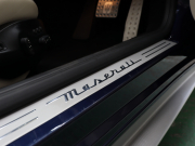 マセラティ グランカブリオ ｽﾎﾟｰﾂ MCｵｰﾄｼﾌﾄ　EBM 右H ﾍﾞｰｼﾞｭ革 ｼｰﾄﾋｰﾀｰ SDﾅﾋﾞ BOSEｻｳﾝﾄﾞ 地ﾃﾞｼﾞ Bｶﾒﾗ ｸﾘｼﾞｵﾀﾞｰｸｸﾛｰﾑｲﾝﾃﾘｱ MCﾃﾞｻﾞｲﾝ20AW　2年保証付