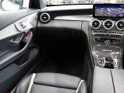 AMG Cクラス C63S ｸｰﾍﾟ AMGｶｰﾎﾞﾝ&ﾚｰﾀﾞｰP　後期 黒革 ｼｰﾄﾋｰﾀｰ ﾊﾟﾉﾗﾏSR 純正HDDﾅﾋﾞ ﾌﾞﾙﾒｽﾀｰS AMGﾄﾞﾗｲﾌﾞｺﾝﾄﾛｰﾙｽｲｯﾁ AMGｴｱﾛ&19/20ｲﾝﾁAW ﾚｯﾄﾞｷｬﾘﾊﾟｰ 2年保証付