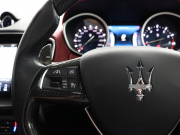 マセラティ ギブリ S　ｶｰﾎﾞﾝｽﾎﾟｰﾂPKG 中期 ｽｶｲﾌｯｸｻｽ ACC BSM Pｽﾀ 赤革 ｼｰﾄﾋｰﾀｰ ｻﾝﾙｰﾌ 純正SDﾅﾋﾞTV BTｵｰﾃﾞｨｵ ｱﾙｶﾝﾀｰﾗﾙｰﾌﾗｲﾅｰ ｶｰﾎﾞﾝｲﾝﾃﾘｱ OPﾁﾀｰﾉ21AW　2年保証付