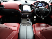 マセラティ ギブリ S　ｶｰﾎﾞﾝｽﾎﾟｰﾂPKG 中期 ｽｶｲﾌｯｸｻｽ ACC BSM Pｽﾀ 赤革 ｼｰﾄﾋｰﾀｰ ｻﾝﾙｰﾌ 純正SDﾅﾋﾞTV BTｵｰﾃﾞｨｵ ｱﾙｶﾝﾀｰﾗﾙｰﾌﾗｲﾅｰ ｶｰﾎﾞﾝｲﾝﾃﾘｱ OPﾁﾀｰﾉ21AW　2年保証付