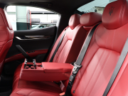 マセラティ ギブリ S　ｶｰﾎﾞﾝｽﾎﾟｰﾂPKG 中期 ｽｶｲﾌｯｸｻｽ ACC BSM Pｽﾀ 赤革 ｼｰﾄﾋｰﾀｰ ｻﾝﾙｰﾌ 純正SDﾅﾋﾞTV BTｵｰﾃﾞｨｵ ｱﾙｶﾝﾀｰﾗﾙｰﾌﾗｲﾅｰ ｶｰﾎﾞﾝｲﾝﾃﾘｱ OPﾁﾀｰﾉ21AW　2年保証付