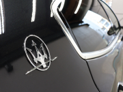 マセラティ ギブリ S　ｶｰﾎﾞﾝｽﾎﾟｰﾂPKG 中期 ｽｶｲﾌｯｸｻｽ ACC BSM Pｽﾀ 赤革 ｼｰﾄﾋｰﾀｰ ｻﾝﾙｰﾌ 純正SDﾅﾋﾞTV BTｵｰﾃﾞｨｵ ｱﾙｶﾝﾀｰﾗﾙｰﾌﾗｲﾅｰ ｶｰﾎﾞﾝｲﾝﾃﾘｱ OPﾁﾀｰﾉ21AW　2年保証付