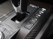 マセラティ ギブリ S　ｶｰﾎﾞﾝｽﾎﾟｰﾂPKG 中期 ｽｶｲﾌｯｸｻｽ ACC BSM Pｽﾀ 赤革 ｼｰﾄﾋｰﾀｰ ｻﾝﾙｰﾌ 純正SDﾅﾋﾞTV BTｵｰﾃﾞｨｵ ｱﾙｶﾝﾀｰﾗﾙｰﾌﾗｲﾅｰ ｶｰﾎﾞﾝｲﾝﾃﾘｱ OPﾁﾀｰﾉ21AW　2年保証付