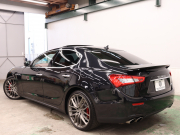 マセラティ ギブリ S　ｶｰﾎﾞﾝｽﾎﾟｰﾂPKG 中期 ｽｶｲﾌｯｸｻｽ ACC BSM Pｽﾀ 赤革 ｼｰﾄﾋｰﾀｰ ｻﾝﾙｰﾌ 純正SDﾅﾋﾞTV BTｵｰﾃﾞｨｵ ｱﾙｶﾝﾀｰﾗﾙｰﾌﾗｲﾅｰ ｶｰﾎﾞﾝｲﾝﾃﾘｱ OPﾁﾀｰﾉ21AW　2年保証付