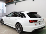 アウディ RS6アバント RS6 ｱﾊﾞﾝﾄ ﾊﾟﾌｫｰﾏﾝｽ ｶｰﾎﾞﾝｽﾀﾘﾝｸﾞPKG　ADVｷｰ 605ps 黒革 ﾊﾟﾉﾗﾏSR ﾅﾋﾞTV Bｶﾒﾗ BOSEｻｳﾝﾄﾞ HUD LEDﾍｯﾄﾞﾗｲﾄ  ｵｰﾄﾃｰﾙｹﾞｰﾄ ﾚｯﾄﾞｷｬﾘﾊﾟｰ ﾄﾞﾘﾙﾄﾞﾛｰﾀｰ ｶｰﾎﾞﾝｲﾝﾃﾘｱﾄﾘﾑ 純正21AW　2年保証