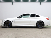 BMW Mシリーズ M4ｸｰﾍﾟ Mﾊﾟﾌｫｰﾏﾝｽｴﾃﾞｨｼｮﾝ　国内17台限定車 ｺﾝﾌｫA ﾍﾞｰｼﾞｭ革 ｶｰﾎﾞﾝR ﾅﾋﾞTV ﾍｯﾄﾞｱｯﾌﾟD LEDﾍｯﾄﾞﾗｲﾄ Mﾊﾟﾌｫｰﾏﾝｽｶｰﾎﾞﾝｴｱﾛ&ﾄﾗﾝｸｽﾎﾟｲﾗｰ OP19AW(ｽﾀｲﾘﾝｸﾞ437)　2年保証