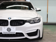 BMW Mシリーズ M3 ｺﾝﾍﾟﾃｨｼｮﾝ　後期LCI LCW ｲﾝﾃﾘｼﾞｪﾝﾄS ｺﾝﾌｫA 黒革 ｶｰﾎﾞﾝR IdriveﾅﾋﾞTV harman/Kardon HUD Bｶﾒﾗ ｶｰﾎﾞﾝｲﾝﾃﾘｱ Mｻｽﾍﾟﾝｼｮﾝ 専用ｴｱﾛ&20AW(ｽﾀｲﾘﾝｸﾞ666M) ｵﾌﾟｼｮﾝｶﾗｰ　2年保証付