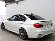 BMW Mシリーズ M3 ｺﾝﾍﾟﾃｨｼｮﾝ　後期LCI LCW ｲﾝﾃﾘｼﾞｪﾝﾄS ｺﾝﾌｫA 黒革 ｶｰﾎﾞﾝR IdriveﾅﾋﾞTV harman/Kardon HUD Bｶﾒﾗ ｶｰﾎﾞﾝｲﾝﾃﾘｱ Mｻｽﾍﾟﾝｼｮﾝ 専用ｴｱﾛ&20AW(ｽﾀｲﾘﾝｸﾞ666M) ｵﾌﾟｼｮﾝｶﾗｰ　2年保証付