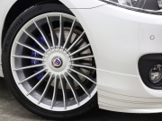 アルピナ D5 ﾀｰﾎﾞﾘﾑｼﾞﾝ　LCIﾓﾃﾞﾙ 白革 ｻﾝﾙｰﾌ 純正ﾅﾋﾞ BTｵｰﾃﾞｨｵ harman/kardon Bｶﾒﾗ ﾐﾙﾃｳｯﾄﾞｲﾝﾃﾘｱ ｱﾀﾞﾌﾟﾃｨﾌﾞLEDﾍｯﾄﾞﾗｲﾄ  20ｲﾝﾁｸﾗｼｯｸAW 有償色　2年保証付