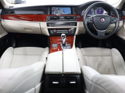 アルピナ D5 ﾀｰﾎﾞﾘﾑｼﾞﾝ　LCIﾓﾃﾞﾙ 白革 ｻﾝﾙｰﾌ 純正ﾅﾋﾞ BTｵｰﾃﾞｨｵ harman/kardon Bｶﾒﾗ ﾐﾙﾃｳｯﾄﾞｲﾝﾃﾘｱ ｱﾀﾞﾌﾟﾃｨﾌﾞLEDﾍｯﾄﾞﾗｲﾄ  20ｲﾝﾁｸﾗｼｯｸAW 有償色　2年保証付