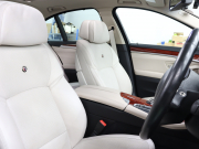 アルピナ D5 ﾀｰﾎﾞﾘﾑｼﾞﾝ　LCIﾓﾃﾞﾙ 白革 ｻﾝﾙｰﾌ 純正ﾅﾋﾞ BTｵｰﾃﾞｨｵ harman/kardon Bｶﾒﾗ ﾐﾙﾃｳｯﾄﾞｲﾝﾃﾘｱ ｱﾀﾞﾌﾟﾃｨﾌﾞLEDﾍｯﾄﾞﾗｲﾄ  20ｲﾝﾁｸﾗｼｯｸAW 有償色　2年保証付