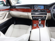 アルピナ D5 ﾀｰﾎﾞﾘﾑｼﾞﾝ　LCIﾓﾃﾞﾙ 白革 ｻﾝﾙｰﾌ 純正ﾅﾋﾞ BTｵｰﾃﾞｨｵ harman/kardon Bｶﾒﾗ ﾐﾙﾃｳｯﾄﾞｲﾝﾃﾘｱ ｱﾀﾞﾌﾟﾃｨﾌﾞLEDﾍｯﾄﾞﾗｲﾄ  20ｲﾝﾁｸﾗｼｯｸAW 有償色　2年保証付