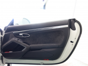 ポルシェ ケイマン GTS ｽﾎﾟｰﾂｸﾛﾉPKG　正規D ﾌﾞﾗｯｸｺﾝﾋﾞﾚｻﾞｰ ｱﾙｶﾝﾀｰﾗﾙｰﾌﾗｲﾅｰ ｸﾗﾘｵﾝﾅﾋﾞ Bｶﾒﾗ PDLSｷｾﾉﾝﾗｲﾄ 可変ｳｨﾝｸﾞ ｽﾎﾟｴｸﾞ 20ｲﾝﾁAW PCCB　2年保証付