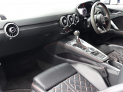アウディ TT RS クーペ ｴｸｽﾃﾝﾄﾞﾃﾞｯﾄﾞﾚｻﾞｰ&ｱｼｽﾀﾝｽPKGｱﾄﾞﾊﾞﾝｽﾄﾞ　ADVｷｰ 黒革 MMIﾅﾋﾞTV ﾊﾞｰﾁｬﾙC Bｶﾒﾗ ﾏﾄﾘｸｽLED&ﾏﾄﾘｸｽOLEDﾘｱﾗｲﾄ ﾏｸﾞﾈﾃｨｯｸﾗｲﾄﾞ RSｽﾎﾟｰﾂEX OP20ｲﾝﾁAW ﾚｯﾄﾞｷｬﾘﾊﾟｰ　2年保証