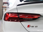 アウディ RS5 RS5 ｽﾎﾟｰﾂﾊﾞｯｸ  ｸﾜﾄﾛ ｱｳﾃﾞｨｴｸｽｸﾙｰｼﾌﾞ ｺﾝﾌｫｰﾄPKG　1ｵｰﾅｰ 後期ﾓﾃﾞﾙ ｱｳﾃﾞｨﾌﾟﾚｾﾝｽ ＆ｻｲﾄﾞｱｼｽﾄ ﾚｰﾝｱｼｽﾄADVｷｰ 白ﾅｯﾊﾟﾚｻﾞｰｼｰﾄ MMIﾅﾋﾞ ﾌﾙｾｸﾞ 360ｶﾒﾗ ﾏﾄﾘｸｽLED ｽﾃｱﾘﾝｸﾞﾋｰﾀｰ ｶｰﾎﾞﾝﾊﾟﾈﾙ Bang&Olufsen　2年保証