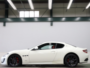 マセラティ グランツーリズモ ｽﾎﾟｰﾂ MCｵｰﾄｼﾌﾄ　赤革 ｼｰﾄﾋｰﾀｰ ﾅﾋﾞTV BTｵｰﾃﾞｨｵ Bｶﾒﾗ ｷｾﾉﾝ  ｼﾌﾄﾊﾟﾄﾞﾙ ﾚｯﾄﾞｷｬﾘﾊﾟｰ ｱｽﾄﾄﾃﾞｻﾞｲﾝ20ｲﾝﾁAW　2年保証