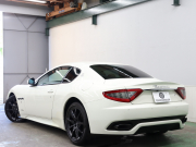 マセラティ グランツーリズモ ｽﾎﾟｰﾂ MCｵｰﾄｼﾌﾄ　赤革 ｼｰﾄﾋｰﾀｰ ﾅﾋﾞTV BTｵｰﾃﾞｨｵ Bｶﾒﾗ ｷｾﾉﾝ  ｼﾌﾄﾊﾟﾄﾞﾙ ﾚｯﾄﾞｷｬﾘﾊﾟｰ ｱｽﾄﾄﾃﾞｻﾞｲﾝ20ｲﾝﾁAW　2年保証