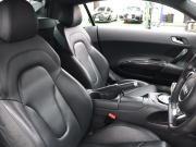 アウディ R8 4.2FSI ｸﾜﾄﾛ ｴｸｽｸﾙｰｼﾌﾞ&ﾚｻﾞｰPKG　後期ﾓﾃﾞﾙ 黒革 純正ﾅﾋﾞTV Bｶﾒﾗ Bluetooth ｶｰﾎﾞﾝﾃﾞｺﾗﾃｨﾌﾞﾊﾟﾈﾙ ｶｰﾎﾞﾝｼｸﾞﾏｻｲﾄﾞﾌﾞﾚｰｷ ｶｰﾎﾞﾝﾄﾞｱﾐﾗｰﾊｳｼﾞﾝｸﾞ LEDﾍｯﾄﾞﾗｲﾄ PTS ｸﾙｺﾝ 可変ﾊﾞﾙﾌﾞ 19ｲﾝﾁ5ｽﾎﾟｰｸAW(ﾁﾀﾝﾙｯｸ)