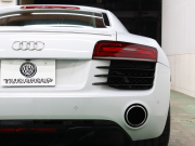 アウディ R8 4.2FSI ｸﾜﾄﾛ ｴｸｽｸﾙｰｼﾌﾞ&ﾚｻﾞｰPKG　後期ﾓﾃﾞﾙ 黒革 純正ﾅﾋﾞTV Bｶﾒﾗ Bluetooth ｶｰﾎﾞﾝﾃﾞｺﾗﾃｨﾌﾞﾊﾟﾈﾙ ｶｰﾎﾞﾝｼｸﾞﾏｻｲﾄﾞﾌﾞﾚｰｷ ｶｰﾎﾞﾝﾄﾞｱﾐﾗｰﾊｳｼﾞﾝｸﾞ LEDﾍｯﾄﾞﾗｲﾄ PTS ｸﾙｺﾝ 可変ﾊﾞﾙﾌﾞ 19ｲﾝﾁ5ｽﾎﾟｰｸAW(ﾁﾀﾝﾙｯｸ)