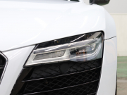 アウディ R8 4.2FSI ｸﾜﾄﾛ ｴｸｽｸﾙｰｼﾌﾞ&ﾚｻﾞｰPKG　後期ﾓﾃﾞﾙ 黒革 純正ﾅﾋﾞTV Bｶﾒﾗ Bluetooth ｶｰﾎﾞﾝﾃﾞｺﾗﾃｨﾌﾞﾊﾟﾈﾙ ｶｰﾎﾞﾝｼｸﾞﾏｻｲﾄﾞﾌﾞﾚｰｷ ｶｰﾎﾞﾝﾄﾞｱﾐﾗｰﾊｳｼﾞﾝｸﾞ LEDﾍｯﾄﾞﾗｲﾄ PTS ｸﾙｺﾝ 可変ﾊﾞﾙﾌﾞ 19ｲﾝﾁ5ｽﾎﾟｰｸAW(ﾁﾀﾝﾙｯｸ)