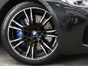 BMW Mシリーズ M5　ｲﾝﾃﾘｼﾞｪﾝﾄｾｰﾌﾃｨ 茶/黒革 ﾍﾞﾝﾁﾚｰﾀｰ ｶｰﾎﾞﾝﾙｰﾌ Idriveﾅﾋﾞ TV 360ｶﾒﾗ harman/kardon ﾜｲﾔﾚｽﾁｬｰｼﾞﾝｸﾞ HUD Mｽﾎﾟｰﾂｽﾃｱﾘﾝｸﾞ Mｴｷｿﾞｰｽﾄｼｽﾃﾑ Mﾏﾙﾁﾌｧﾝｸｼｮﾝｼｰﾄ Mｴｱﾛ&20ｲﾝﾁﾀﾞﾌﾞﾙｽﾎﾟｰｸAW(ｽﾀｲﾘﾝｸﾞ706M)　2年保証