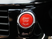 BMW Mシリーズ M5　ｲﾝﾃﾘｼﾞｪﾝﾄｾｰﾌﾃｨ 茶/黒革 ﾍﾞﾝﾁﾚｰﾀｰ ｶｰﾎﾞﾝﾙｰﾌ Idriveﾅﾋﾞ TV 360ｶﾒﾗ harman/kardon ﾜｲﾔﾚｽﾁｬｰｼﾞﾝｸﾞ HUD Mｽﾎﾟｰﾂｽﾃｱﾘﾝｸﾞ Mｴｷｿﾞｰｽﾄｼｽﾃﾑ Mﾏﾙﾁﾌｧﾝｸｼｮﾝｼｰﾄ Mｴｱﾛ&20ｲﾝﾁﾀﾞﾌﾞﾙｽﾎﾟｰｸAW(ｽﾀｲﾘﾝｸﾞ706M)　2年保証