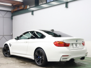 BMW Mシリーズ M4 ｸｰﾍﾟ MDCT　ｺﾝﾌｫｰﾄA ｲﾝﾃﾘｼﾞｪﾝﾄS 黒革 ﾅﾋﾞTV Bｶﾒﾗ Bluetooth HUD LEDﾍｯﾄﾞﾗｲﾄ ｶｰﾎﾞﾝﾙｰﾌ ｶｰﾎﾞﾝｲﾝﾃﾘｱ REMUS製ﾏﾌﾗｰ Mｽﾎﾟｰﾂｻｽﾍﾟﾝｼｮﾝ Mﾌﾞﾙｰｷｬﾘﾊﾟｰ Mｽﾎﾟｰﾂﾚｻﾞｰｽﾃｱﾘﾝｸﾞ Mｴｱﾛ&19AW(ｽﾀｲﾘﾝｸﾞ437M)　2年保証