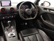 アウディ RS3 ｽﾎﾟｰﾂﾊﾞｯｸ ﾍﾞｰｽｸﾞﾚｰﾄﾞ ｱﾙﾐﾆｳﾑｽﾀｲﾘﾝｸﾞP　ADVｷｰ Audiﾏｸﾞﾈﾃｨｯｸﾗｲﾄﾞ 黒革ｼｰﾄ MMIﾅﾋﾞTV Bang&Olufsen Bluetooth Bｶﾒﾗ ﾏﾄﾘｸｽLEDﾗｲﾄ ﾊﾞｰﾁｬﾙｺｸﾋﾟｯﾄ 19AW　2年保証付