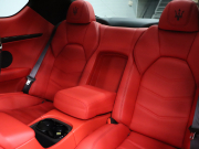 マセラティ グランツーリズモ ｽﾎﾟｰﾂ MCｵｰﾄｼﾌﾄ　後期 1ｵｰﾅｰ 赤革 ｼｰﾄﾋｰﾀｰ 純正SDﾅﾋﾞ harman/kardon Bluetooth Bｶﾒﾗ PTS ｽﾎﾟｰﾂPKG ﾚｯﾄﾞｷｬﾘﾊﾟｰ ﾄﾗｲﾃﾞﾝﾄｽﾃｯﾁ MCｽﾎﾟｰﾂﾗｲﾝｶｰﾎﾞﾝﾄﾘﾑ ﾌﾞﾗｯｸｳｨﾝﾄﾞｳﾄﾘﾑ TPMS ETC 純正20ｲﾝﾁAW　2年保証