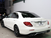 AMG Eクラス E53 4MATIC+ ｴｸｽｸﾙｰｼﾌﾞ&ﾚｰﾀﾞｰｾｰﾌﾃｨPKG　Meｺﾈ Pｽﾀ 黒革 ﾏｯｻｰｼﾞ ﾀﾞｲﾅﾐｯｸｼｰﾄ ﾋｰﾀｰ&ｸｰﾗｰ ﾊﾟﾉﾗﾏSR ﾅﾋﾞTV 360ｶﾒ ｴｱﾊﾞﾗﾝｽP ﾍｯﾄﾞｱｯﾌﾟD Brumesterｻｳﾝﾄﾞ 自動ﾄﾗﾝｸ&ﾌｯﾄﾄﾗﾝｸｵｰﾌﾟﾅｰ AMGｴｱﾛ 20ｲﾝﾁAW　2年保証