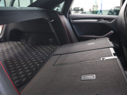 アウディ RS3 ﾍﾞｰｽｸﾞﾚｰﾄﾞ ｱﾙﾐﾆｳﾑｽﾀｲﾘﾝｸﾞPKG　1ｵｰﾅｰ ADVｷｰ Audiﾏｸﾞﾈﾃｨｯｸﾗｲﾄﾞ 黒革ｼｰﾄ MMIﾅﾋﾞTV Bang&Olufsen Bluetooth Bｶﾒﾗ ﾏﾄﾘｸｽLEDﾗｲﾄ ﾊﾞｰﾁｬﾙｺｸﾋﾟｯﾄ 純正19ｲﾝﾁAW(ﾁﾀﾝﾙｯｸ)　2年保証付