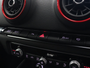 アウディ RS3 ﾍﾞｰｽｸﾞﾚｰﾄﾞ ｱﾙﾐﾆｳﾑｽﾀｲﾘﾝｸﾞPKG　1ｵｰﾅｰ ADVｷｰ Audiﾏｸﾞﾈﾃｨｯｸﾗｲﾄﾞ 黒革ｼｰﾄ MMIﾅﾋﾞTV Bang&Olufsen Bluetooth Bｶﾒﾗ ﾏﾄﾘｸｽLEDﾗｲﾄ ﾊﾞｰﾁｬﾙｺｸﾋﾟｯﾄ 純正19ｲﾝﾁAW(ﾁﾀﾝﾙｯｸ)　2年保証付