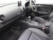 アウディ RS3 ﾍﾞｰｽｸﾞﾚｰﾄﾞ ｱﾙﾐﾆｳﾑｽﾀｲﾘﾝｸﾞPKG　ADVｷｰ Audiﾏｸﾞﾈﾃｨｯｸﾗｲﾄﾞ 黒革ｼｰﾄ MMIﾅﾋﾞTV Bang&Olufsen Bluetooth Bｶﾒﾗ ﾏﾄﾘｸｽLEDﾗｲﾄ ﾊﾞｰﾁｬﾙｺｸﾋﾟｯﾄ 純正19ｲﾝﾁAW(ﾁﾀﾝﾙｯｸ)　2年保証付