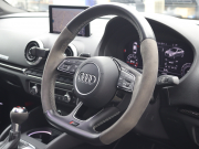 アウディ RS3 ﾍﾞｰｽｸﾞﾚｰﾄﾞ ｱﾙﾐﾆｳﾑｽﾀｲﾘﾝｸﾞPKG　ADVｷｰ Audiﾏｸﾞﾈﾃｨｯｸﾗｲﾄﾞ 黒革ｼｰﾄ MMIﾅﾋﾞTV Bang&Olufsen Bluetooth Bｶﾒﾗ ﾏﾄﾘｸｽLEDﾗｲﾄ ﾊﾞｰﾁｬﾙｺｸﾋﾟｯﾄ 純正19ｲﾝﾁAW(ﾁﾀﾝﾙｯｸ)　2年保証付